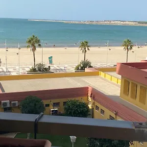 Apartamento En Primera Linea De Playa Con Piscina. El Puerto de Santa María